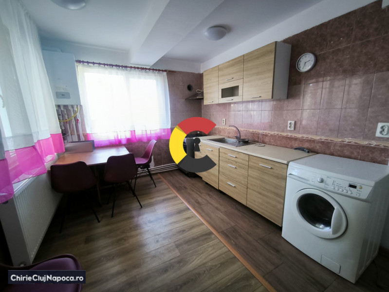 Casa izolata cu 3 camere + curte proprie (500mp) Cartier Iris