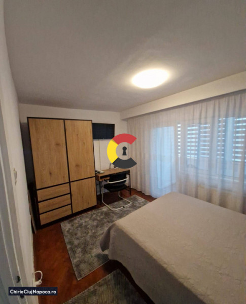 Apartament 2 camere decomandate, cartier Manastur + garaj separat