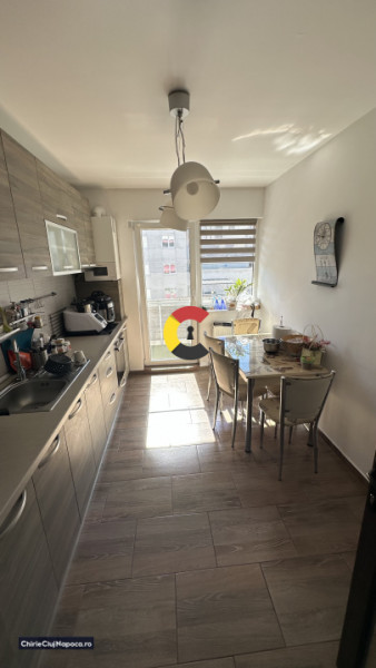 Apartament cu 3 camere decomandate in Zona Vivo