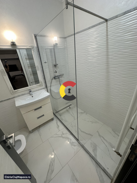 Apartament 2 camere | cartier Europa | parcare subterană 