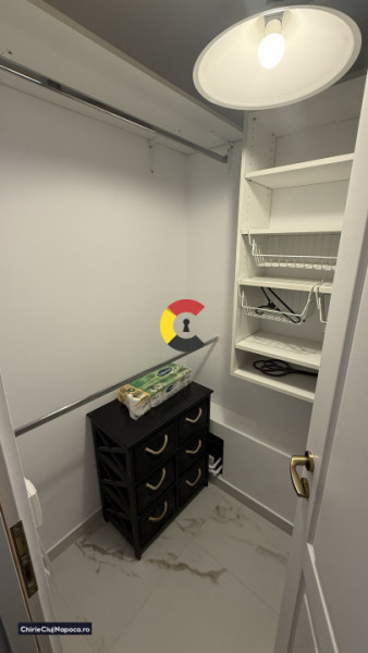 Ap recent renovat cu 2 camere+ parcare | clădire mică | cart Bună Ziua