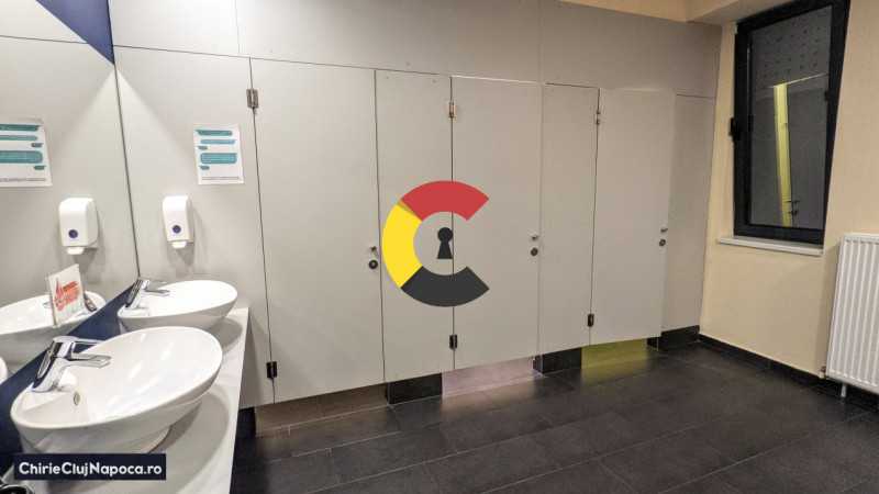 Spatiu mixt pretabil spatiu joaca, clinica, cladire noua in Centru