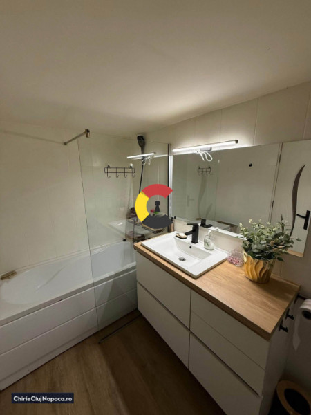 Ap cu 2 camere+o mica mansarda | parcare | cărți Iris - zona Oasului