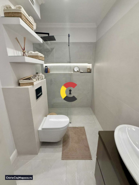 Apartament nou cu 2 camere si terasa, Calea Turzii, zona OMW