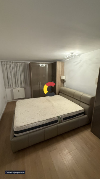 Ap renovat cu 2 camere+dressing| parcare - cart Bună Ziua