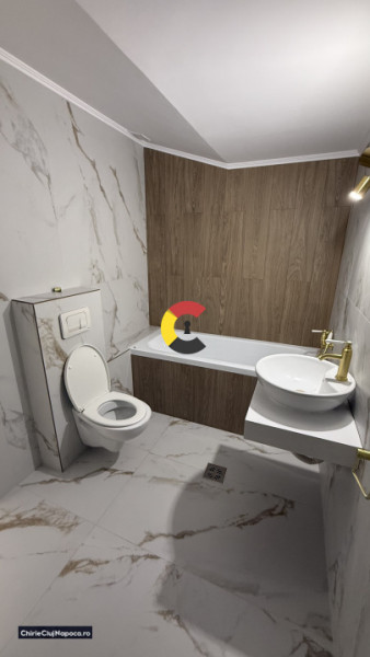 Ap renovat cu 2 camere+dressing| parcare - cart Bună Ziua