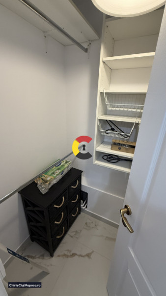 Ap renovat cu 2 camere+dressing| parcare - cart Bună Ziua