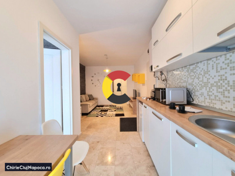 2-room apartment + balcony and parking, central area, near UMF & USAMV