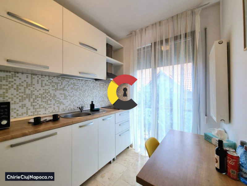 2-room apartment + balcony and parking, central area, near UMF & USAMV