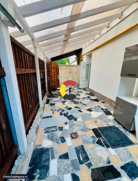 Casa cu 3 camere si curte, Marasti, zona Parcul Feroviarilor, parcare
