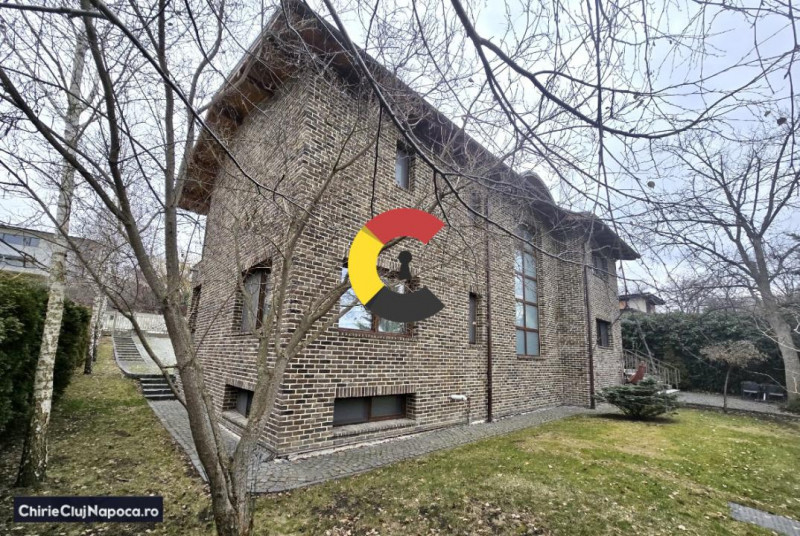 Casa cu 5 camere si gradina, Faget, zona Villa Foresta, garaj