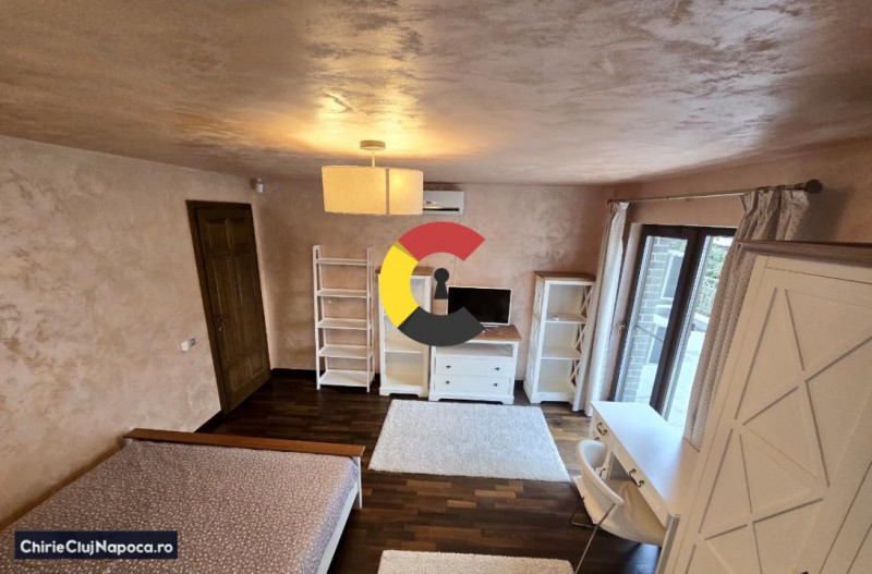 Casa cu 5 camere si gradina, Faget, zona Villa Foresta, garaj