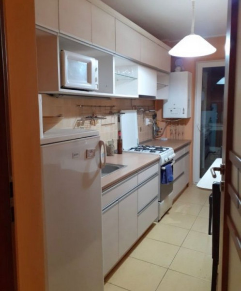 Apart. cu 2 camere | Zona Big Manastur | Parcare proprie.