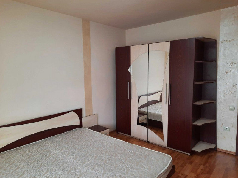 Ap. cu dormitor si living+ parcare, zona linistita - Manastur