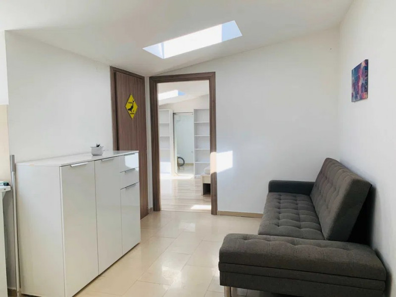 Apartament modern | Zona Semicentrala | aproape de Clinici si Spitale 